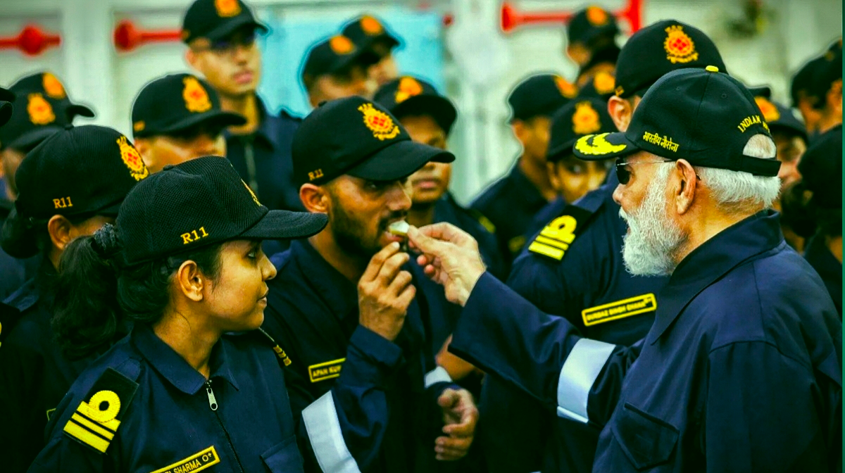 INS विक्रांत पर दीपावली समारोह